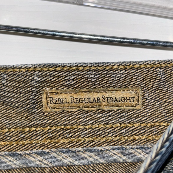 Slightly worn GUESS ( Rebel Regular Straight Jeans ) - Picture 3 of 5